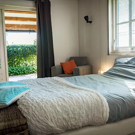 Chalet Warmhuisje Warmenhuizen